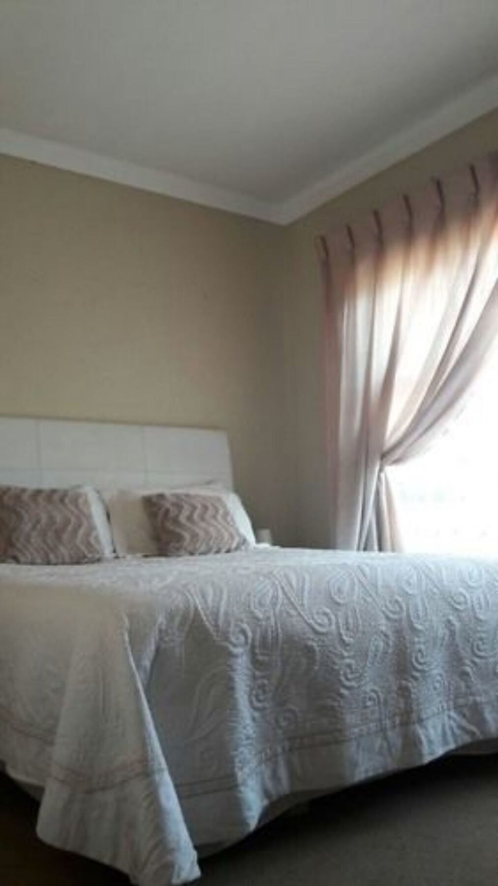 Budias Guest House Kempton Park Exterior photo